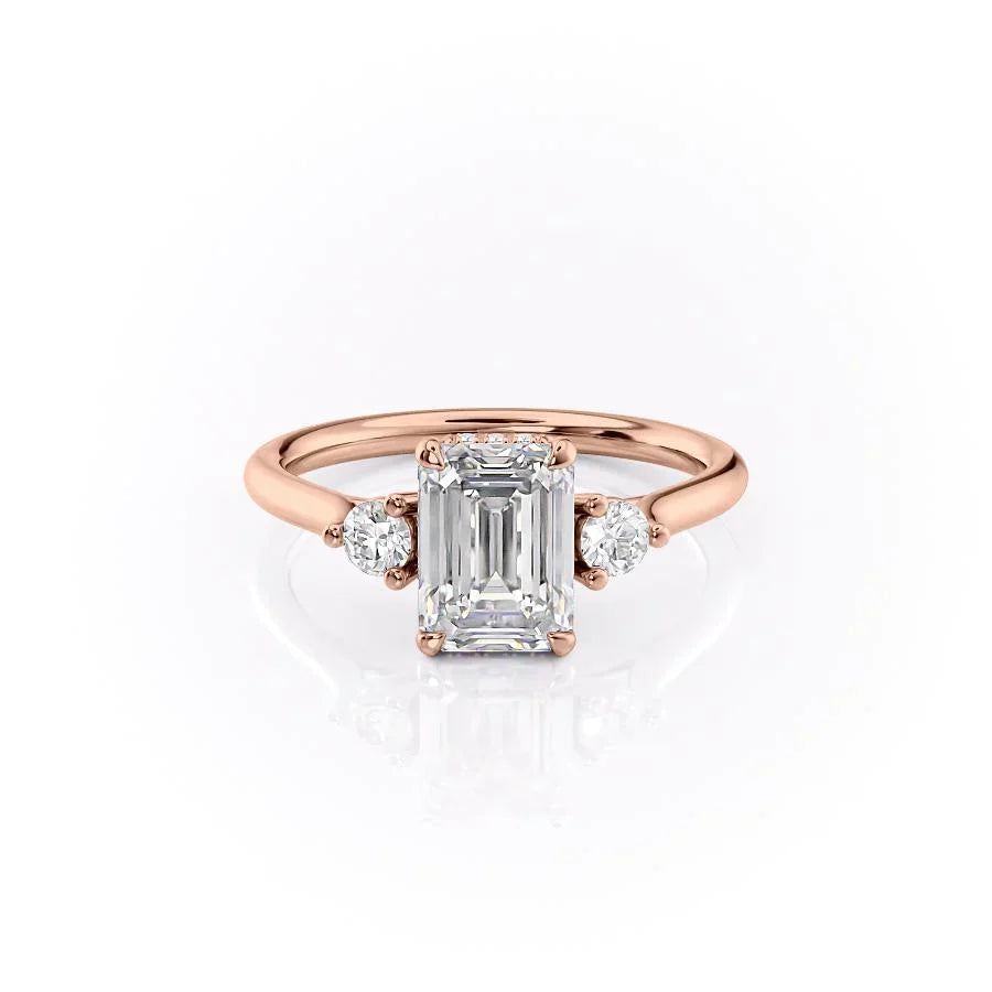 The Lia Set With A 2.5 Carat Emerald Lab Diamond