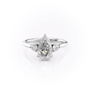 The Lia Set With A 2 Carat Pear Lab Diamond