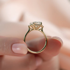 The Lia Set With A 2 Carat Radiant Lab Diamond