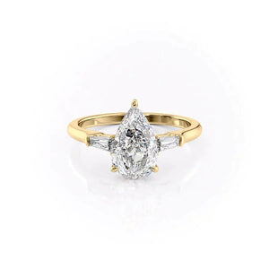 The Liv Set With A Pear Moissanite