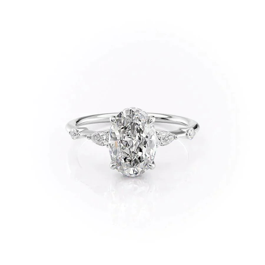 The Naomi Set With A Oval Moissanite