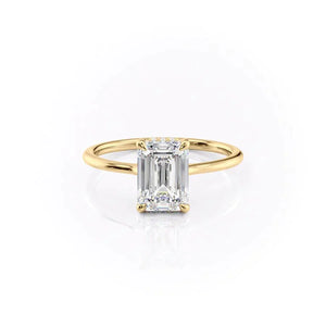 The Maia Set With A Emerald Moissanite