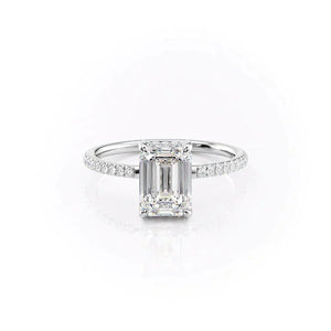 The Mandy Set With A Emerald Moissanite
