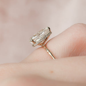 The Eve Set With A 2 Carat Pear Lab Diamond