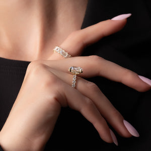 The Adelle Set With A 2 Carat Oval Lab Diamond