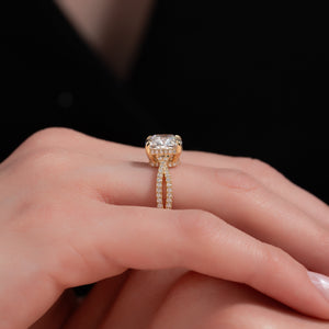 The Angelina Set With A 2 Carat Cushion Lab Diamond
