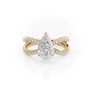 The Zoey Set With A 1 Carat Pear Moissanite