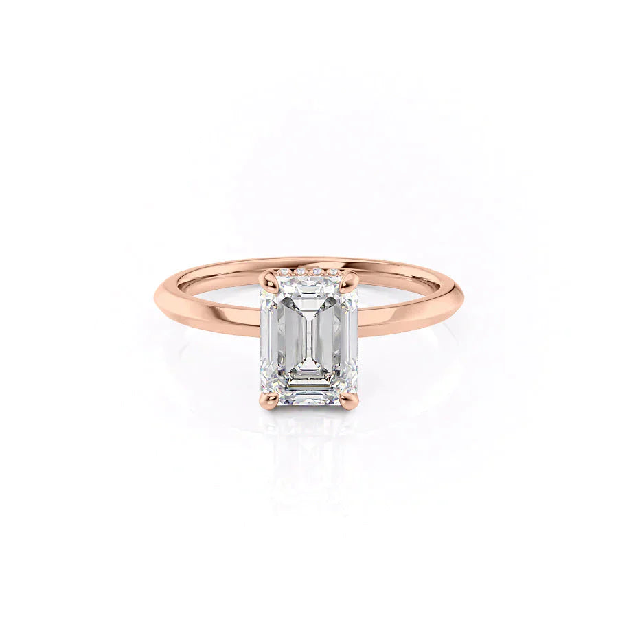 The Razor Kamellie Set With A 2 Carat Emerald Lab Diamond