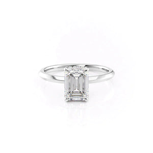 The Razor Kamellie Set With A 3 Carat Emerald Lab Diamond