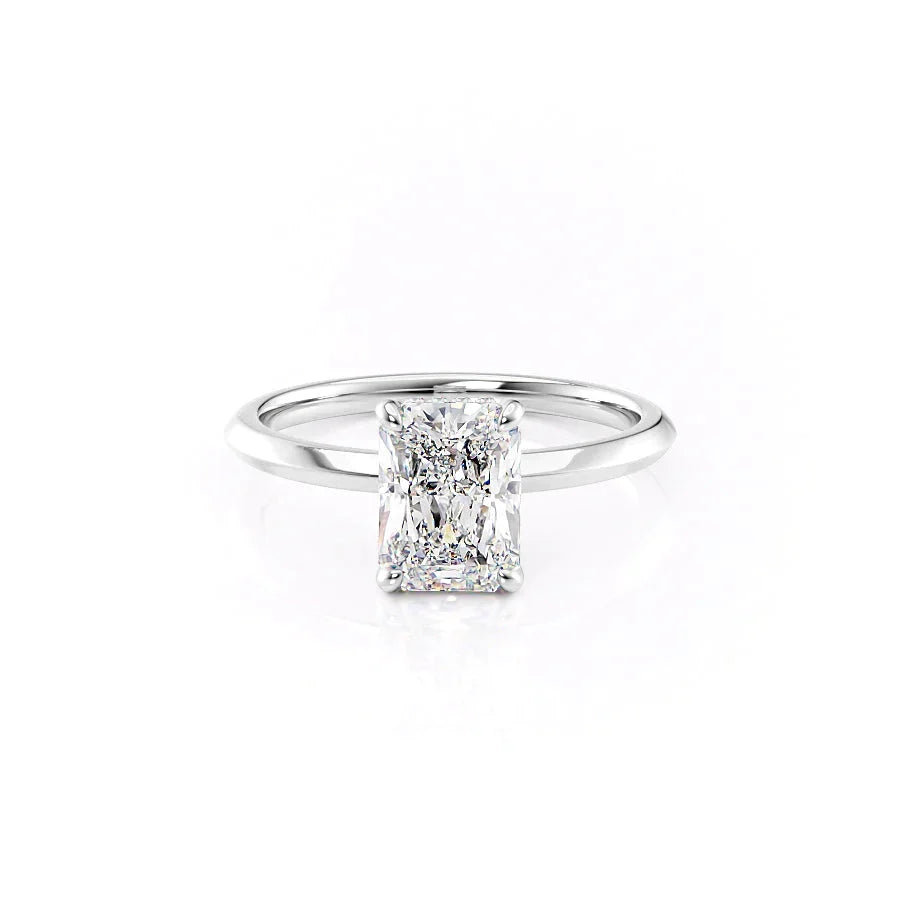 The Razor Kamellie Set With A Radiant Moissanite
