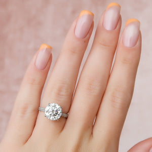 The Kayla Set With A 2 Carat Round Lab Diamond