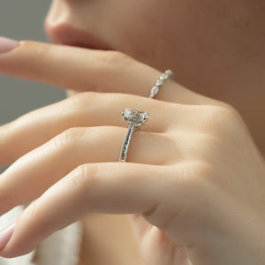 The Elizabeth Set With A 2 Carat Emerald Lab Diamond