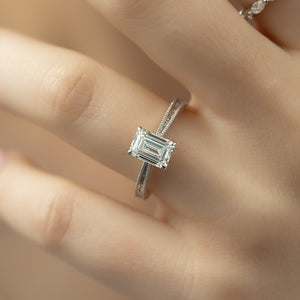 The Elizabeth Set With A 2 Carat Emerald Lab Diamond