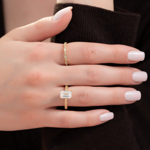The Elizabeth Set With A 3 Carat Emerald Lab Diamond