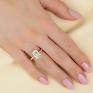 The Elizabeth Set With A 2 Carat Radiant Lab Diamond
