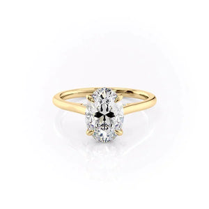 The Natalie Set With A Oval Moissanite