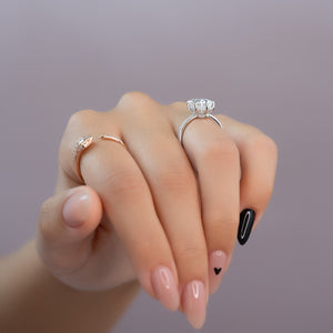 The Low Profile Kamellie Set With A 2.5 Carat Elongated Cushion Lab Diamond