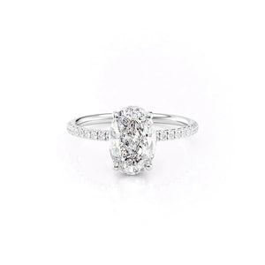 The Low Profile Kamellie Set With A Oval Moissanite