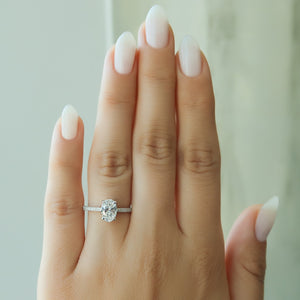 The Low Profile Kamellie Set With A 2 Carat Oval Lab Diamond