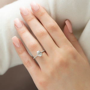 The Low Profile Kamellie Set With A 2 Carat Oval Lab Diamond