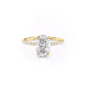 The Low Profile Kamellie Set With A Oval Moissanite