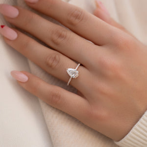 The Low Profile Kamellie Set With A 2 Carat Pear Lab Diamond