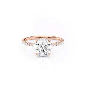 The Low Profile Kamellie Set With A 4.5 Carat Round Moissanite