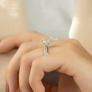 The Alex Set With A 1 Carat Oval Lab Diamond
