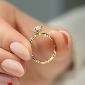 The Alex Set With A 1 Carat Oval Lab Diamond