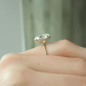 The Alex Set With A 1 Carat Oval Lab Diamond