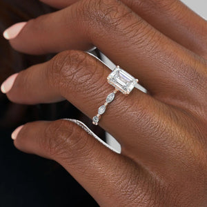 The Lucia Set With A 3 Carat Emerald Lab Diamond