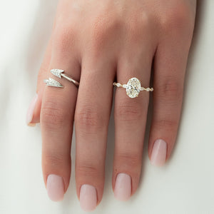The Lucia Set With A 2 Carat Oval Lab Diamond