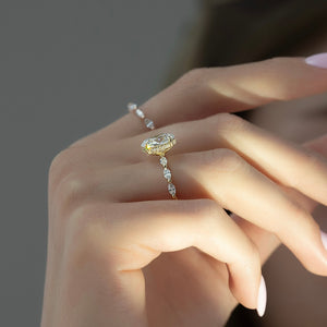 The Lucia Set With A 2 Carat Oval Lab Diamond