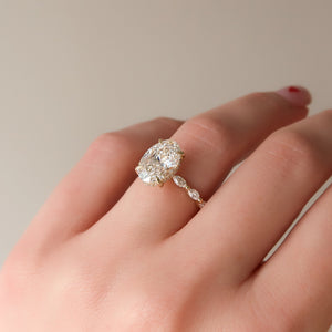 The Lucia Set With A 2 Carat Oval Lab Diamond