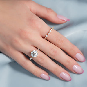 The Lucia Set With A 2 Carat Round Lab Diamond
