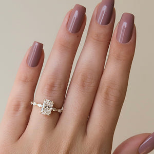The Lucia Set With A 2 Carat Radiant Lab Diamond