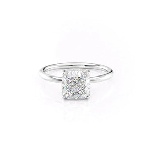 The Low Profile Kamellie Set With A Cushion Moissanite