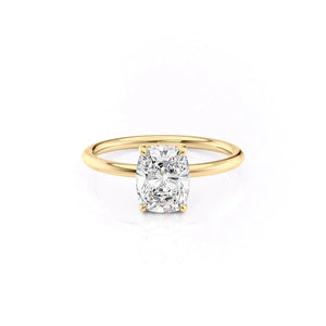 The Low Profile Kamellie Set With A Elongated Cushion Moissanite