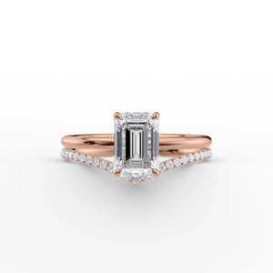 The Low Profile Kamellie Set With A 3 Carat Emerald Lab Diamond