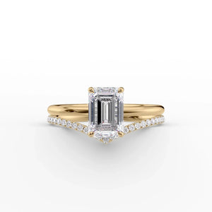 The Low Profile Kamellie Set With A 3 Carat Emerald Lab Diamond