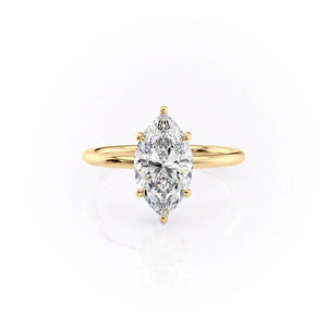 The Low Profile Kamellie Set With A Marquise Moissanite