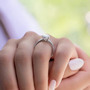 The Low Profile Kamellie Set With A 2 Carat Oval Lab Diamond