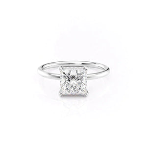 The Low Profile Kamellie Set With A 3.5 Carat Princess Moissanite