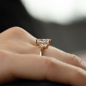 The Low Profile Kamellie Set With A 2 Carat Radiant Lab Diamond