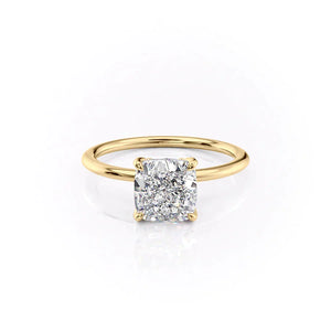 The Petal Kamellie Set With A 1.5 Carat Cushion Moissanite