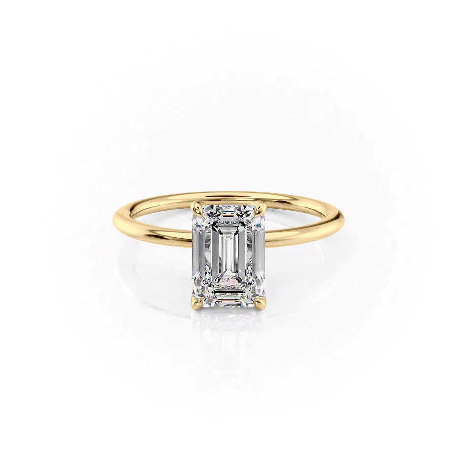The Petal Kamellie Set With A 1.5 Carat Emerald Lab Diamond