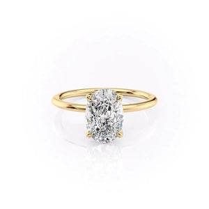 The Petal Kamellie Set With A 2.5 Carat Oval Lab Diamond