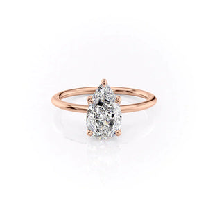 The Petal Kamellie Set With A 1 Carat Pear Lab Diamond