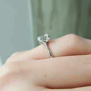 The Lexie Set With A 3 Carat Emerald Lab Diamond