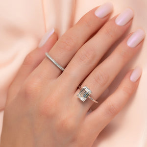 The Lexie Set With A 3 Carat Emerald Lab Diamond